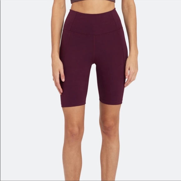 Girlfriend Collective Plum High-Rise Bike Short - Picture 3 of 4